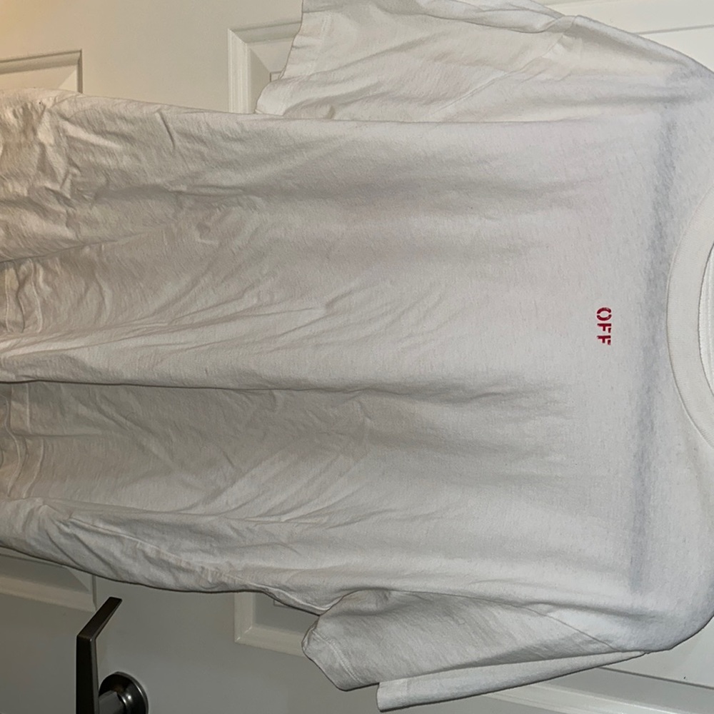 Off white t shirt